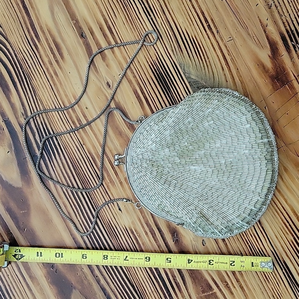 Vintage Kiss Closure Purse